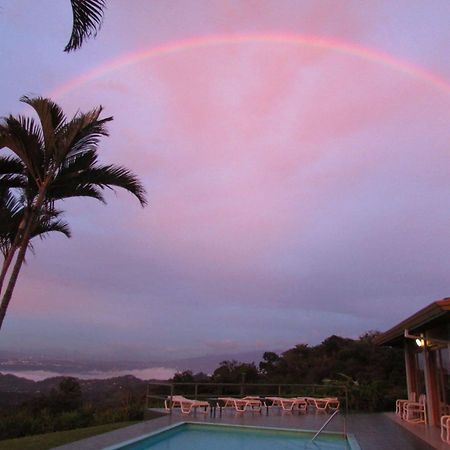 Vista Atenas Bed And Breakfast Mercedes  Bagian luar foto