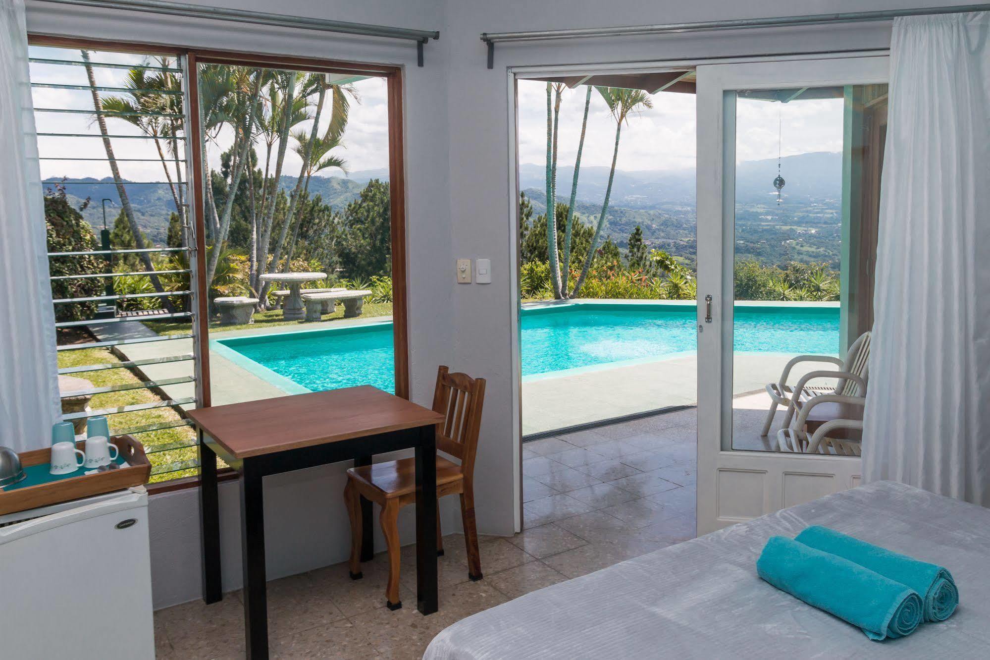 Vista Atenas Bed And Breakfast Mercedes  Bagian luar foto